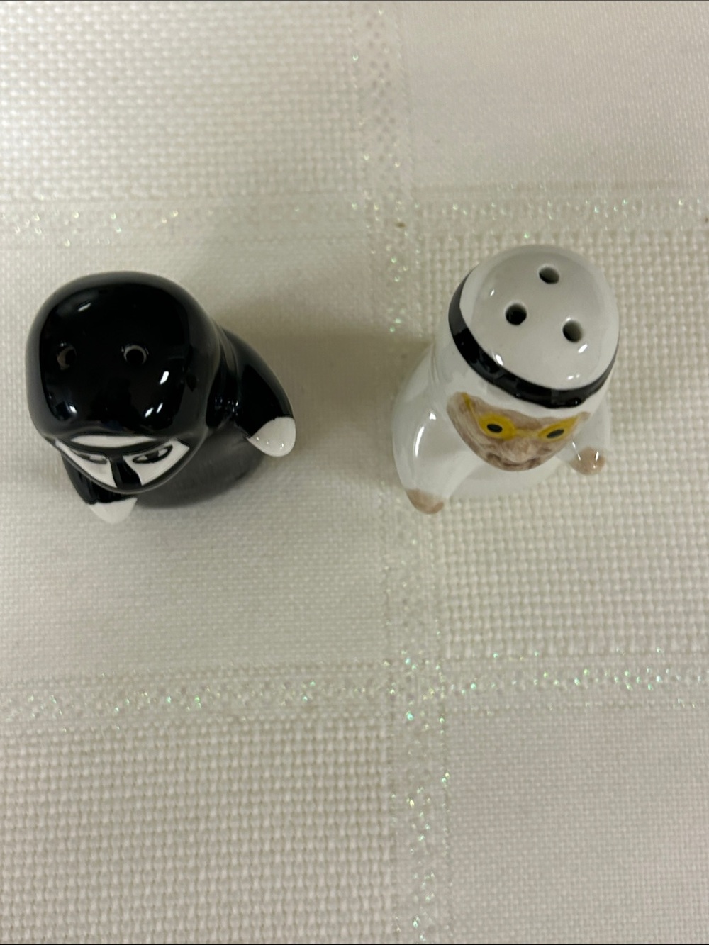 Ceramic Saudi Salt and Pepper Shakers - Black & White Figurines image 3